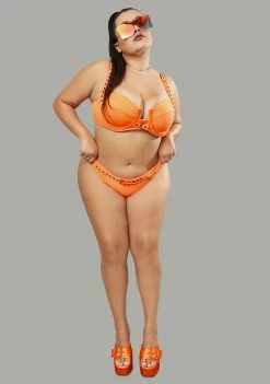 Poster Grl Plus Sun Showers Buckle Bikini Set Swim