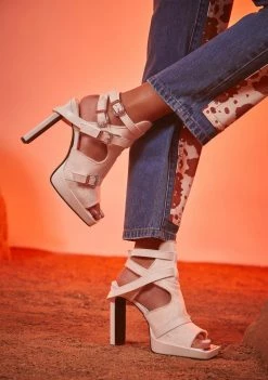 Poster Grl High Noon Mule Heels