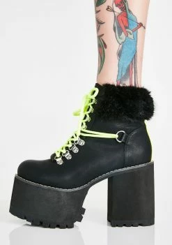 Poster Grl Platforms Street Stomper Platform Hiking Boots