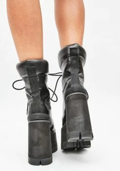 Poster Grl Platforms Werkin' Overtime Platform Hiker Boots