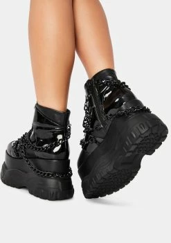 Poster Grl Noisemaker Chain Platform Sneakers