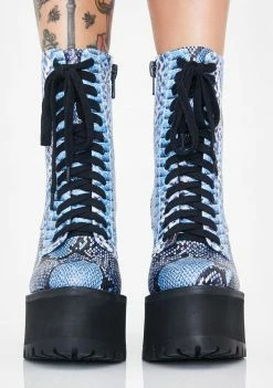 Poster Grl Bossy Bloodline Platform Boots