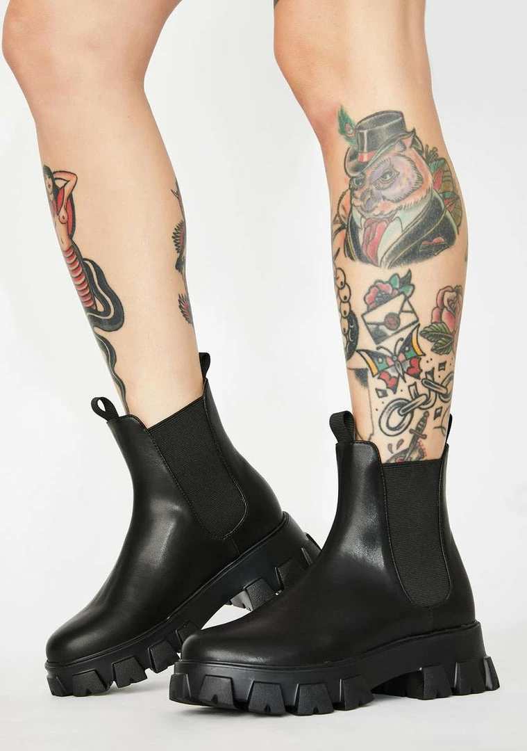 Poster Grl Peep My Profile Chelsea Boots 1 Poster Grl Peep My Profile Chelsea Boots