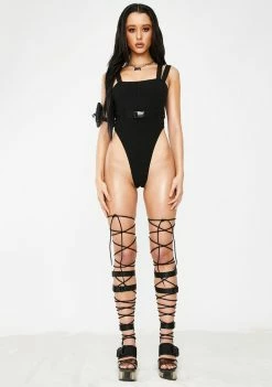 Poster Grl Feature Me Buckle Bodysuit