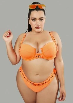 Poster Grl Plus Sun Showers Buckle Bikini Set Swim