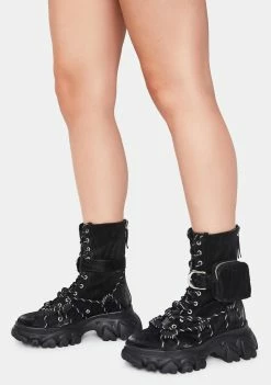 Poster Grl Boots & Booties Like A Champ Sneaker Boots