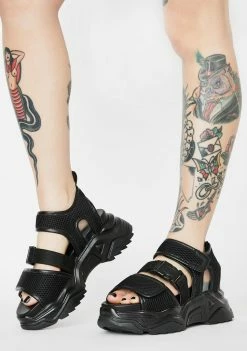 Poster Grl Dive Right In Platform Sandals