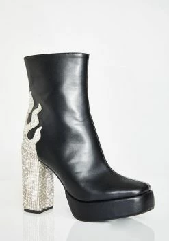 Poster Grl Boots & Booties Diamond Certified Ankle Boots