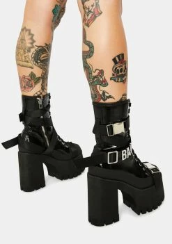 Poster Grl The Baddest B Chunky Platforms
