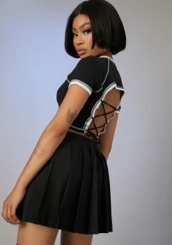 Poster Grl International Flights Pleated Skirt