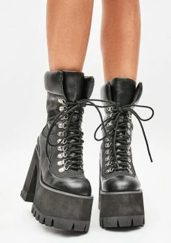 Poster Grl Platforms Werkin' Overtime Platform Hiker Boots