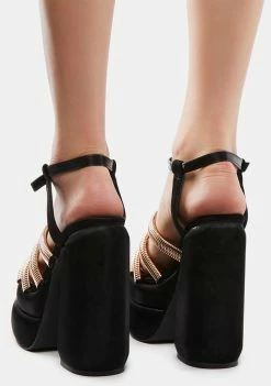 Poster Grl Fiery Disguise Platform Sandals