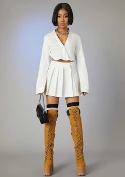 Poster Grl Catching International Flights Pleated Skirt Bottoms