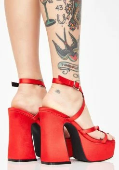 Poster Grl Sassy Shmood Platform Heels Platforms