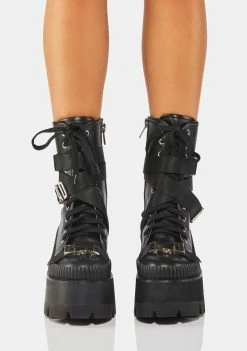 Poster Grl Platforms Just Doing Me Combat Boots