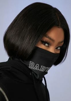 Poster Grl Mysterious Baby Girl Face Mask