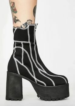 Poster Grl Platforms It's Called Clout Platform Boots