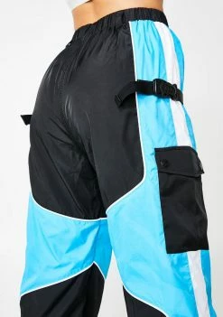 Poster Grl Major Facts Cargo Pants Bottoms