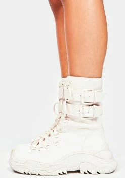 Poster Grl Ecru Hollywood Hiker Combat Boots