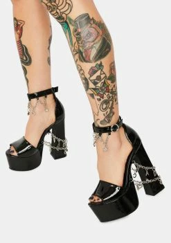 Poster Grl Call Me Drama Charms Platform Sandals Platforms