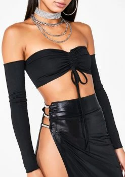 Poster Grl Tops Money Spendin' Off The Shoulder Top