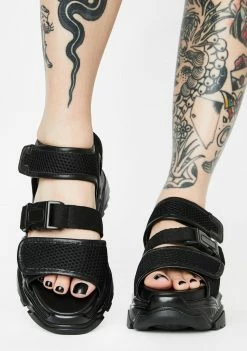 Poster Grl Dive Right In Platform Sandals