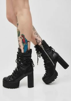 Poster Grl Last Standing Lace-Up Boots Boots & Booties