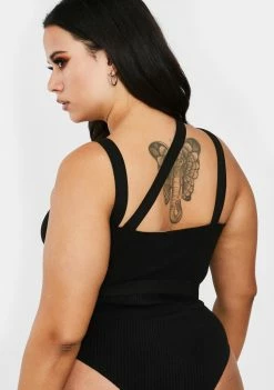 Poster Grl Always Feature Me Buckle Bodysuit