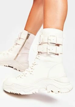 Poster Grl Ecru Hollywood Hiker Combat Boots