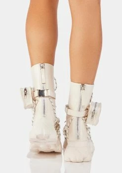 Poster Grl Natural Like A Champ Sneaker Boots Combat Boots