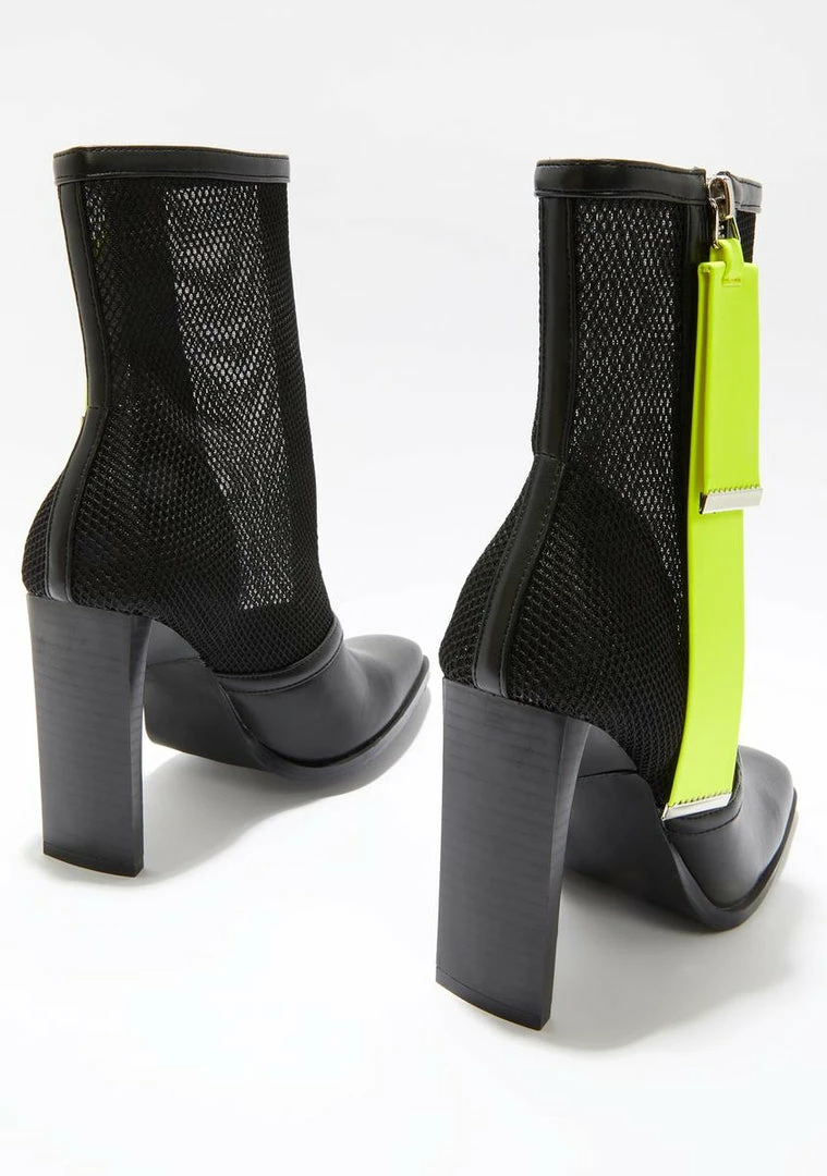 Poster Grl Unstoppable Square Toe Heels 6 Poster Grl Unstoppable Square Toe Heels