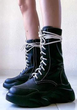 Poster Grl Ground Work Sneaker Boots