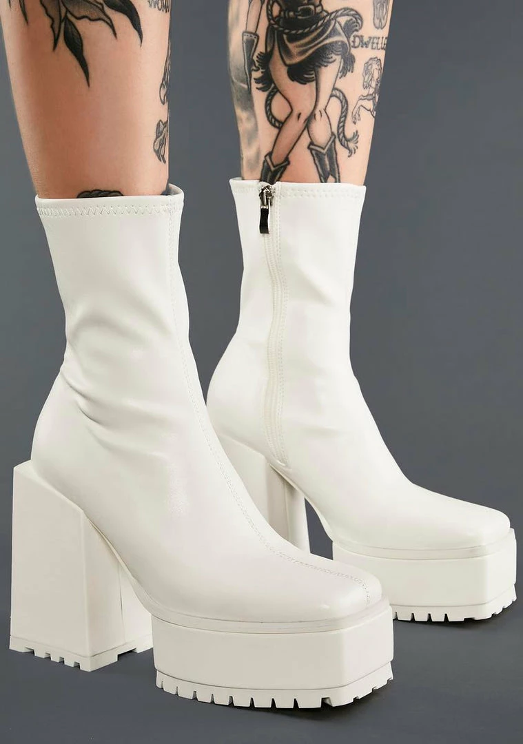 Poster Grl Bone Disappearing Act Platform Boots 4 Poster Grl Bone Disappearing Act Platform Boots