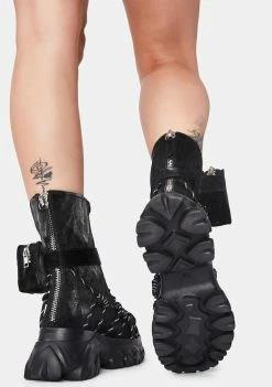 Poster Grl Boots & Booties Like A Champ Sneaker Boots