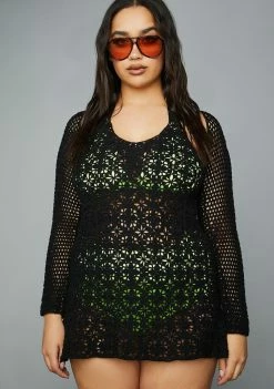 Poster Grl Plus Night Dance With You Crochet Dress Set