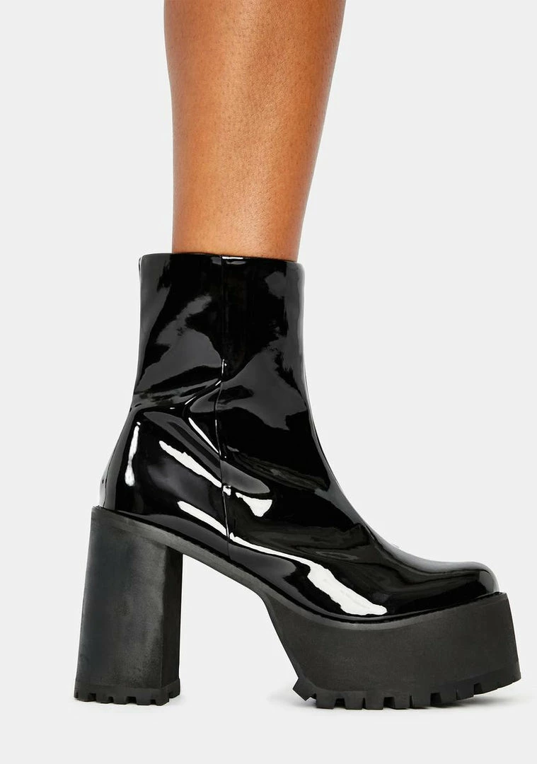 Poster Grl Strut The City Platform Boots 2 Poster Grl Strut The City Platform Boots
