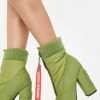 Poster Grl Heels Catching Flights Heeled Boots