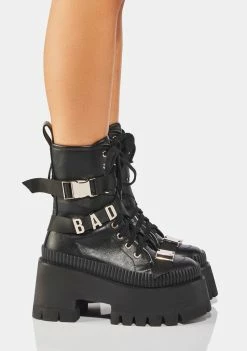 Poster Grl Platforms Just Doing Me Combat Boots