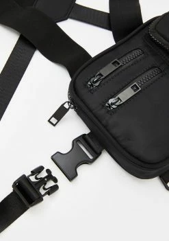 Poster Grl Power Pose Harness Fanny Pack Bags & Wallets