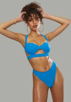 Poster Grl Sapphire Poolside Bliss Thong Bikini Set