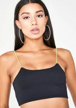 Poster Grl Can't Be Rivaled Crop Tank